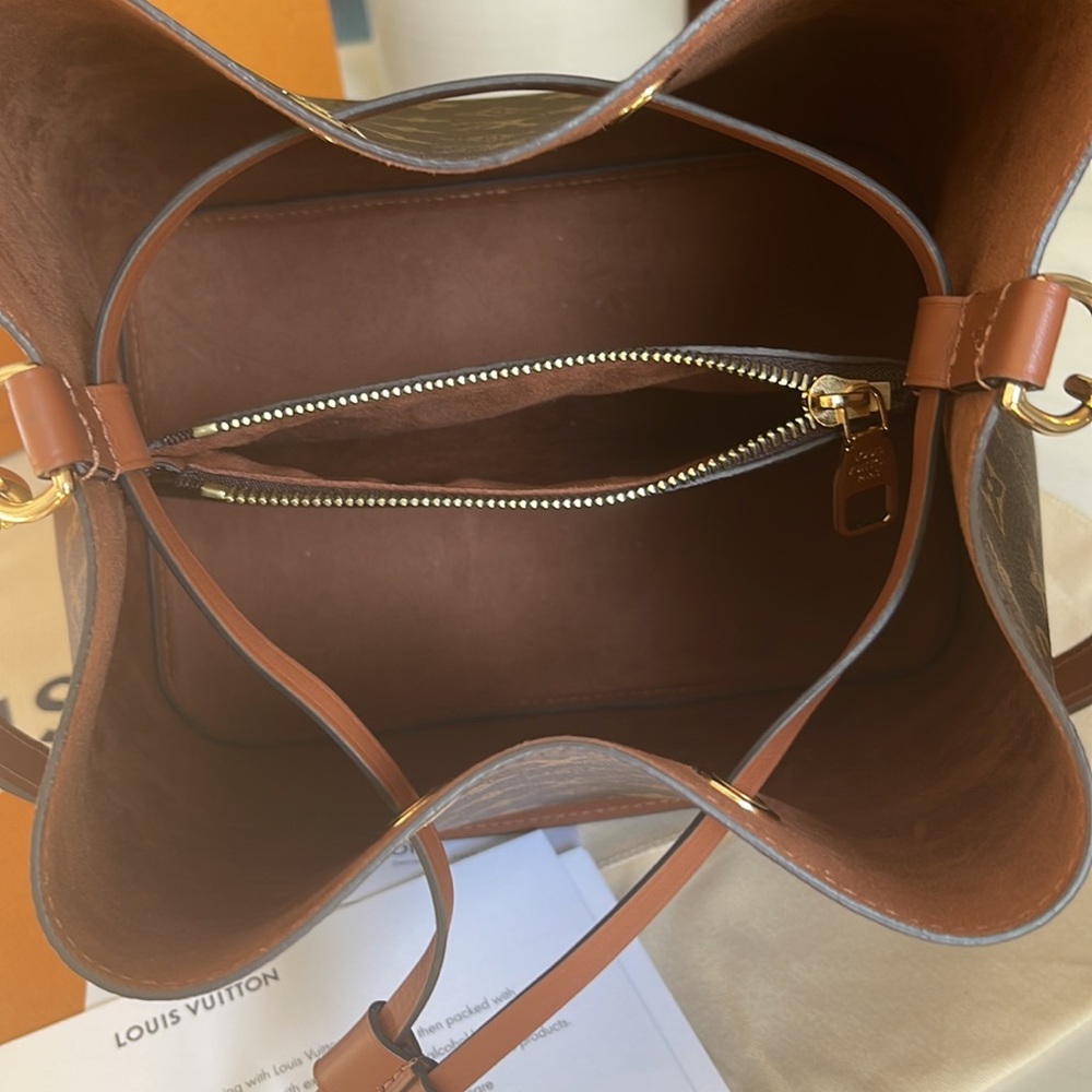 LV NÉONOÉ MM Caramel - Picture 5 of 14